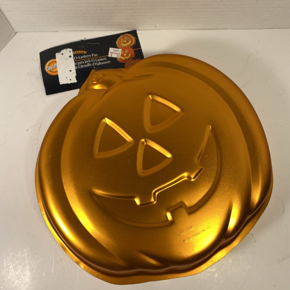 Wilton Jack O Lantern Pumpkin Face Cake Pan Mold Iridescent Orange Halloween New